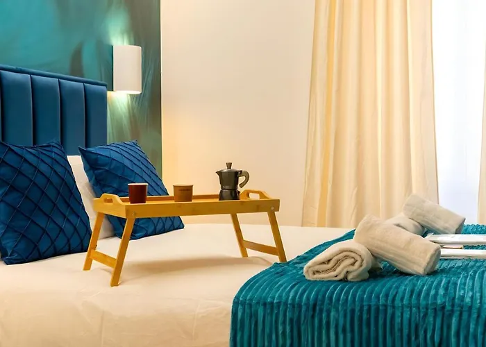 3 Suites, Freestanding Tub, Xl Luxury Apartment